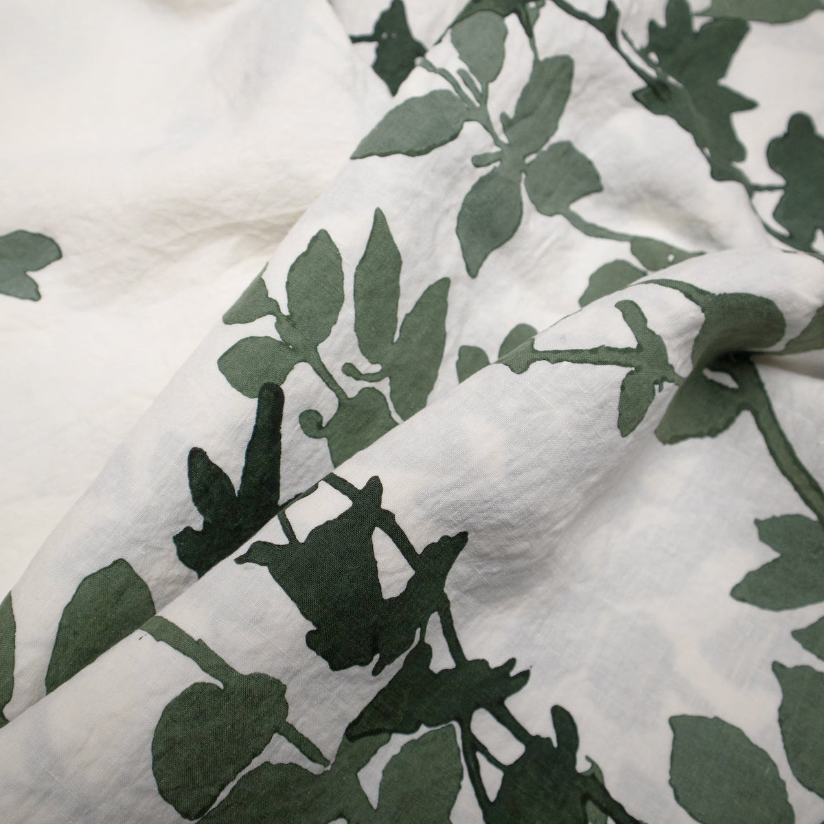 Bertozzi Linen Tablecloth / Giardino