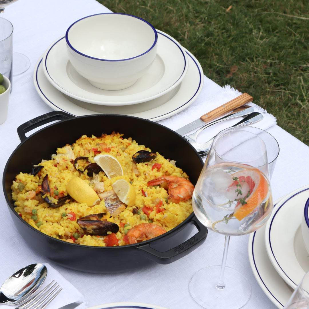 Staub Cast Iron Paella Pan / Black