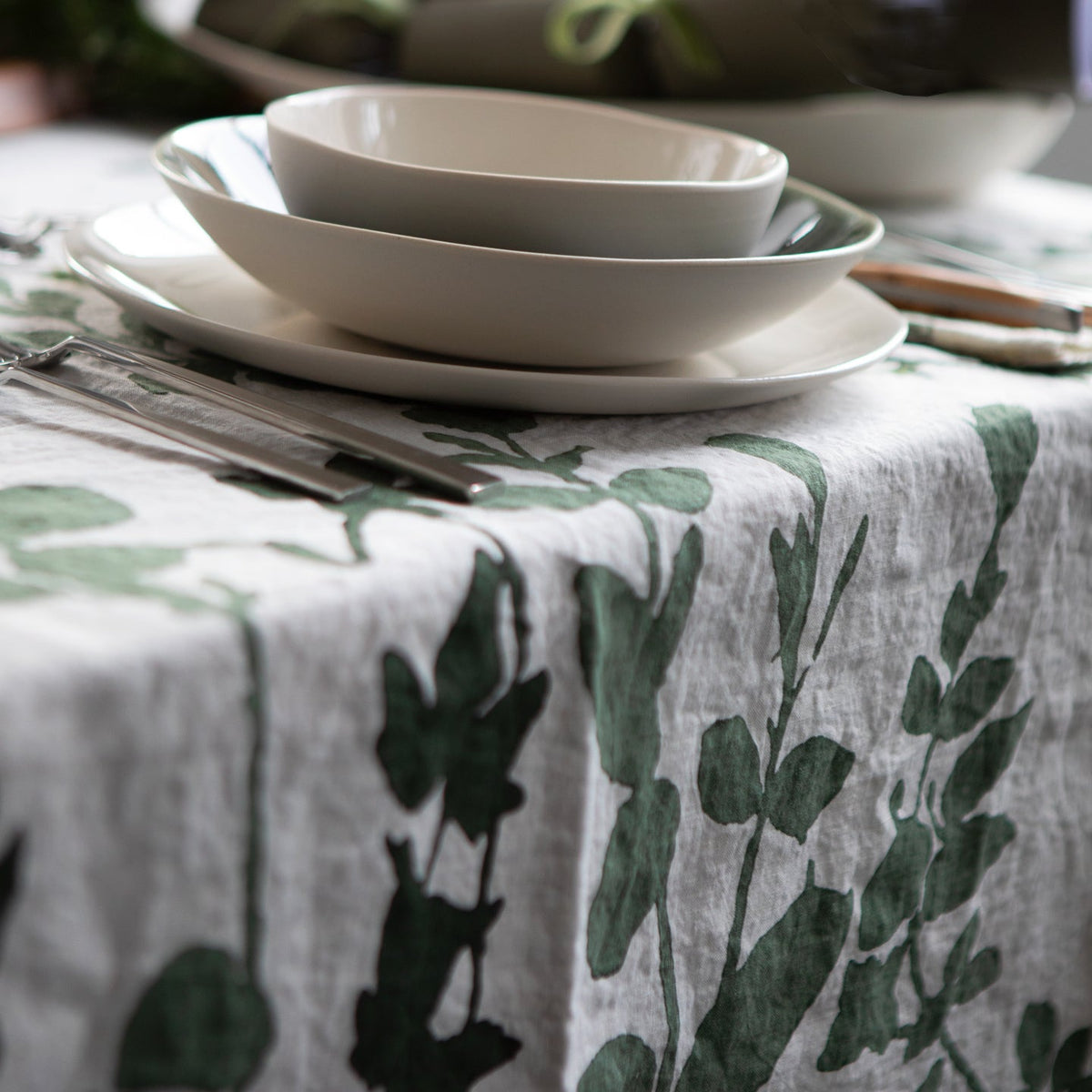 Bertozzi Linen Tablecloth / Giardino