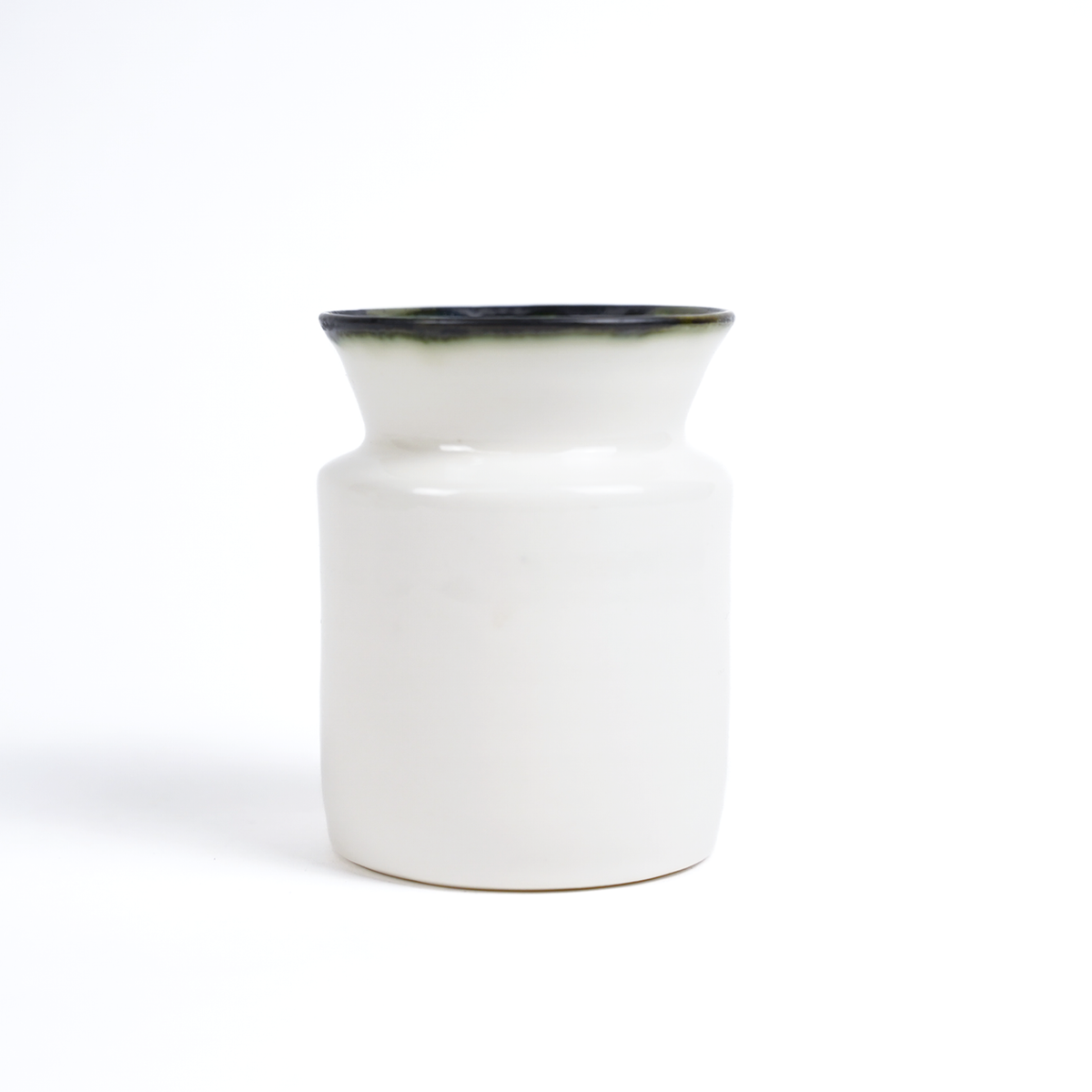 Mihaly & Edit Vase / Green Rim / Cafe