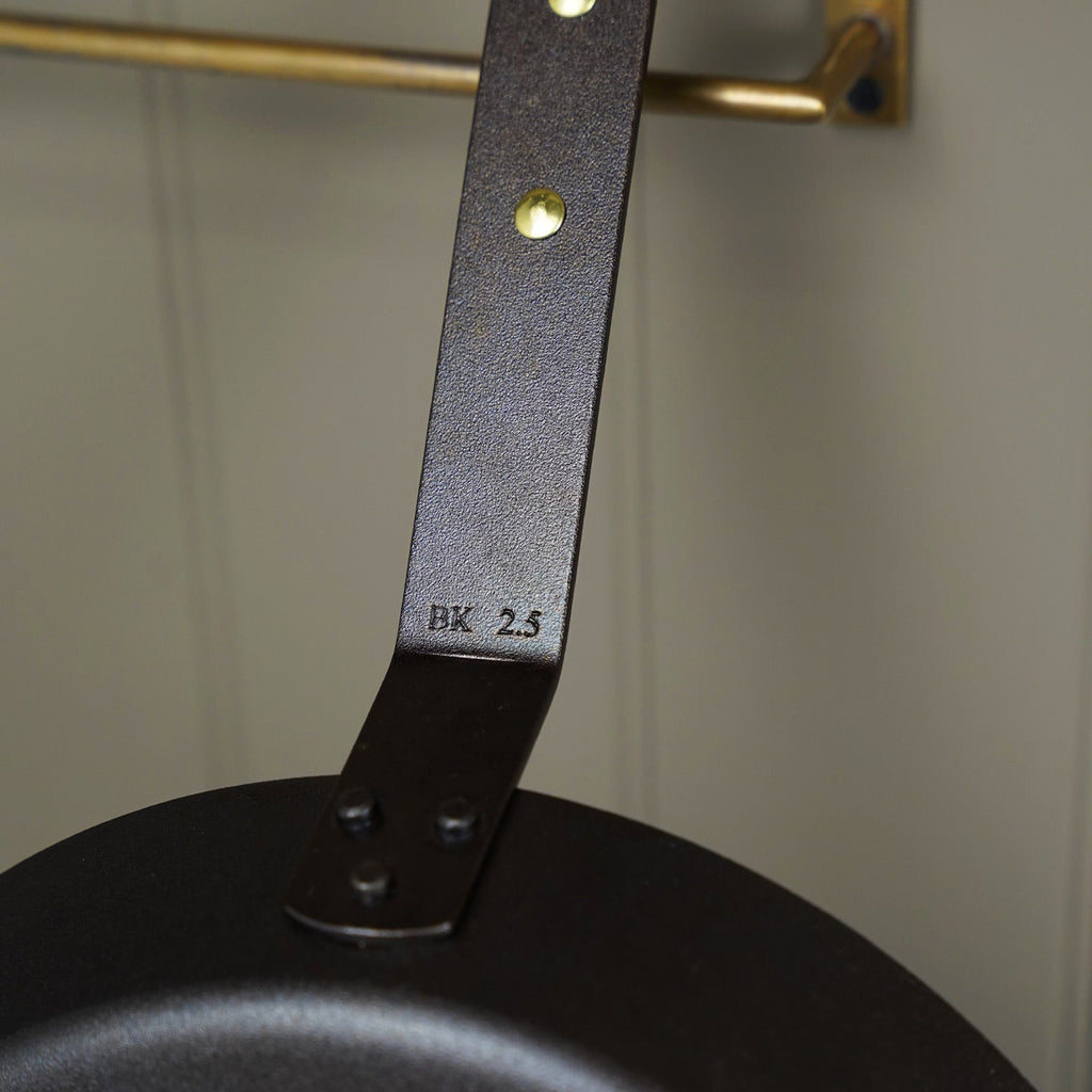 Netherton Foundry x Borough Kitchen Heavy-Duty Frying Pan
