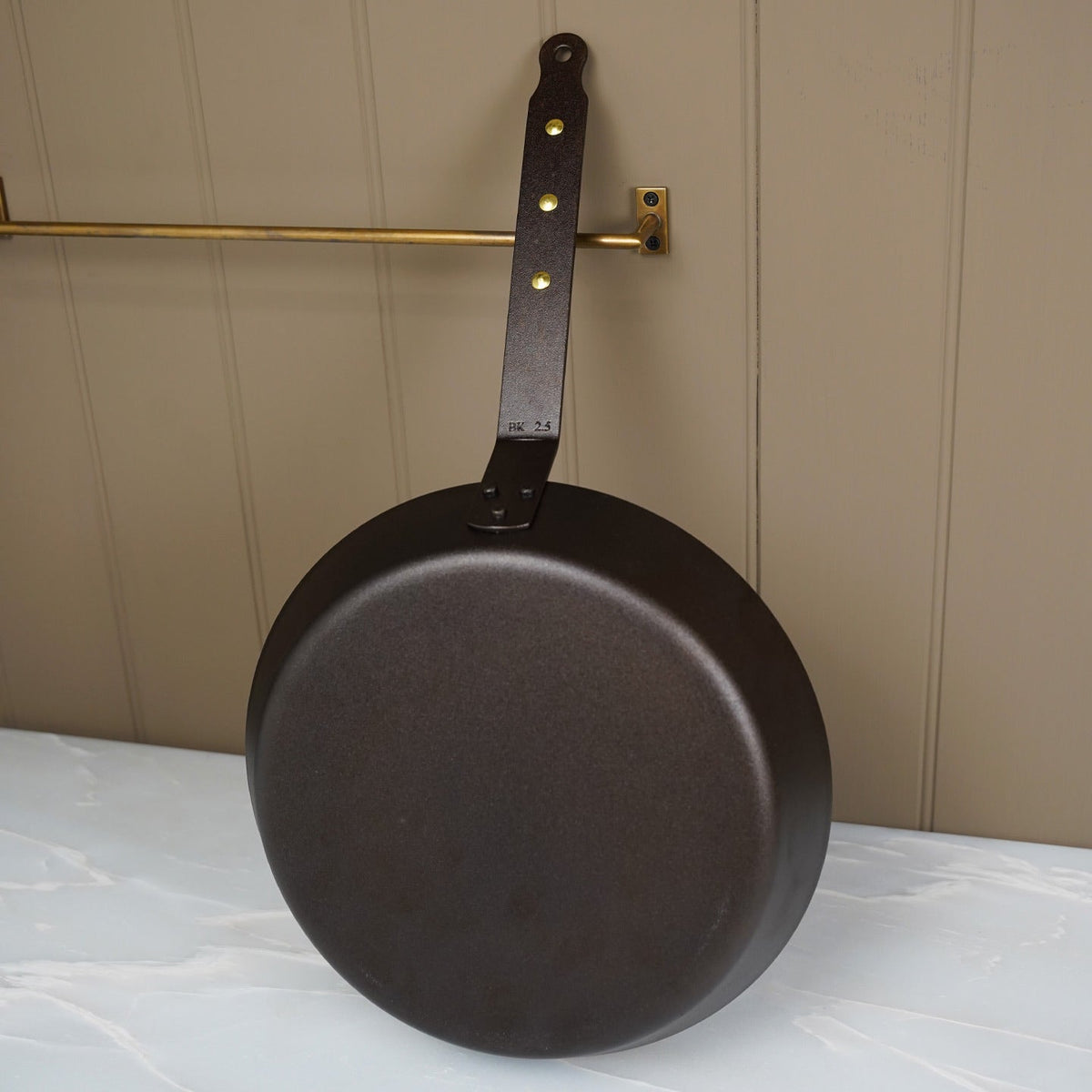 Netherton Foundry x Borough Kitchen Heavy-Duty Frying Pan