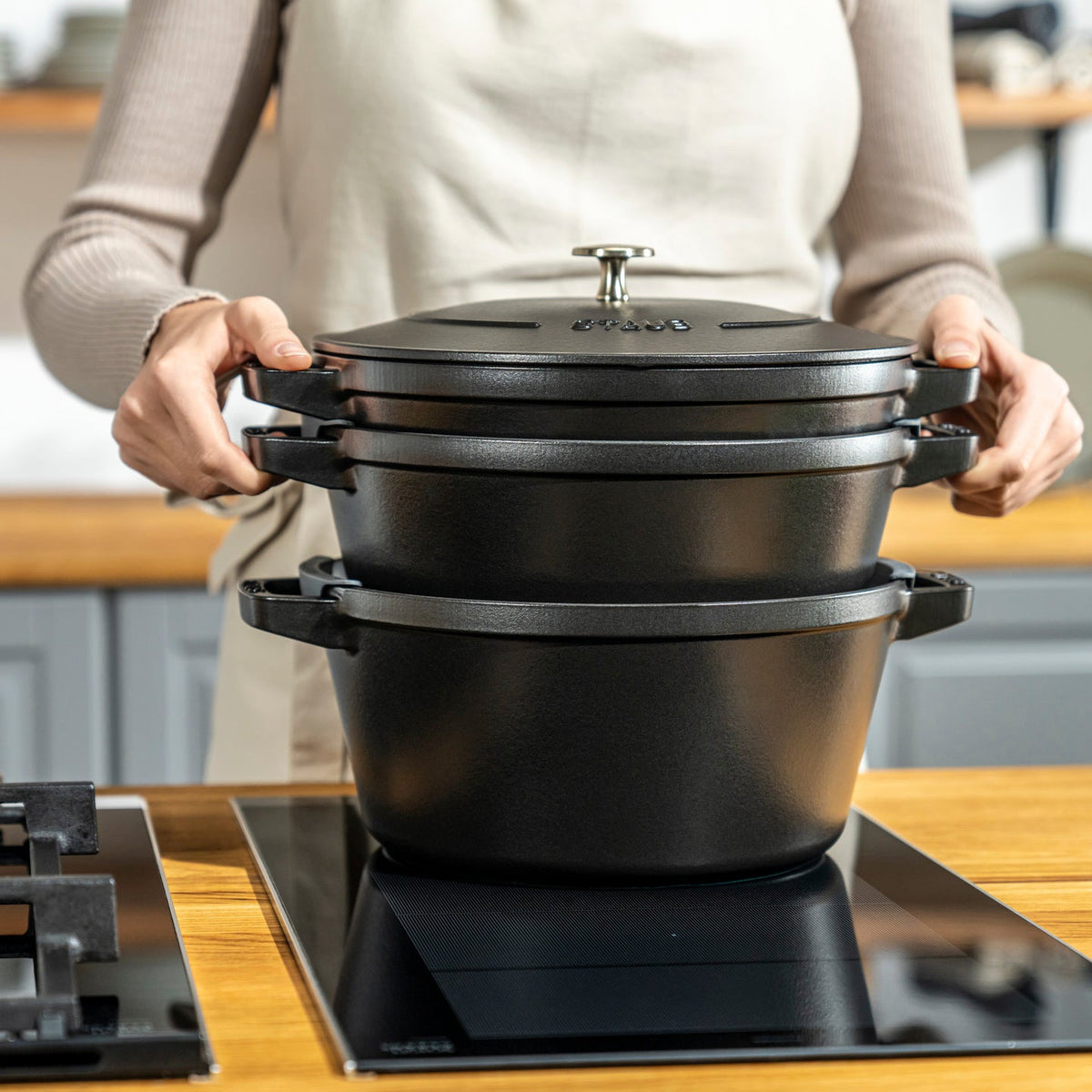 Staub Stackable 3-Piece Cast Iron Pan Set / Black