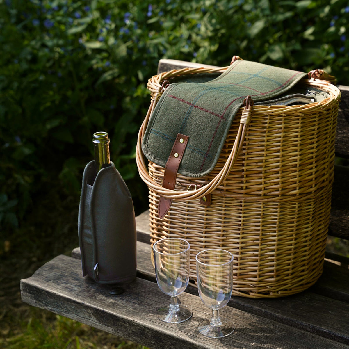 Willow Green Tweed Chiller Hamper Basket