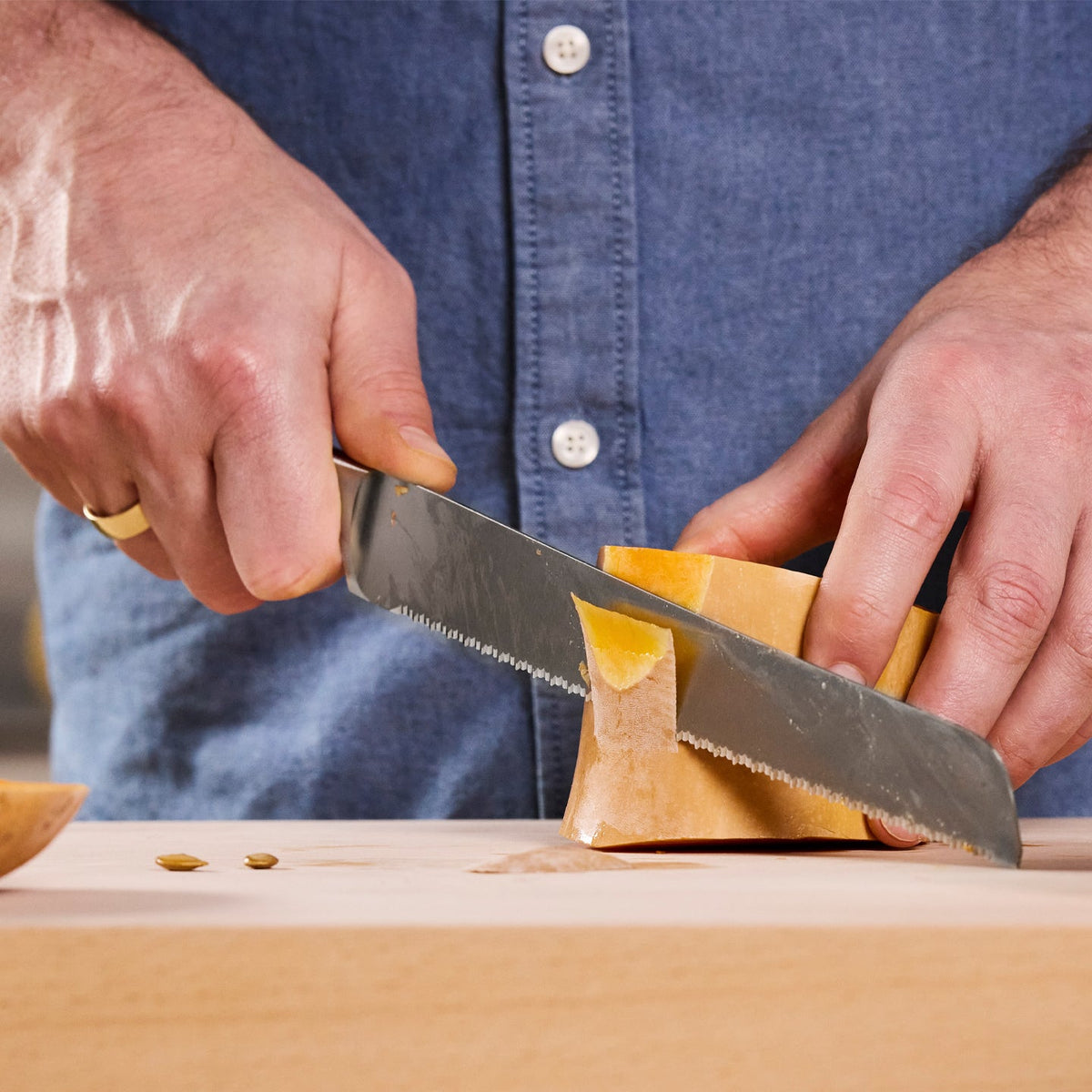 WÜSTHOF Classic Precision Double-Serrated Bread Knife