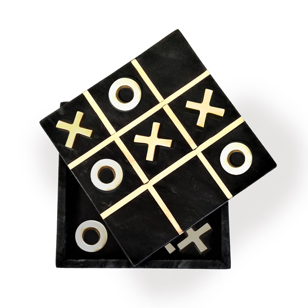 Small Square Decorative Rug with Tic - Tac - Toe Geometric Pattern in Black, Gold and White